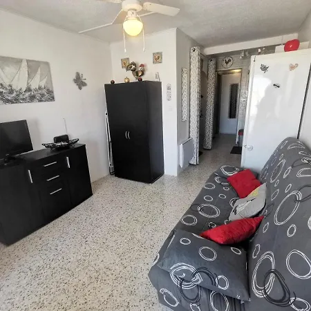 021 Roches Rouges A22